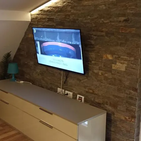 Athos Apartmán *